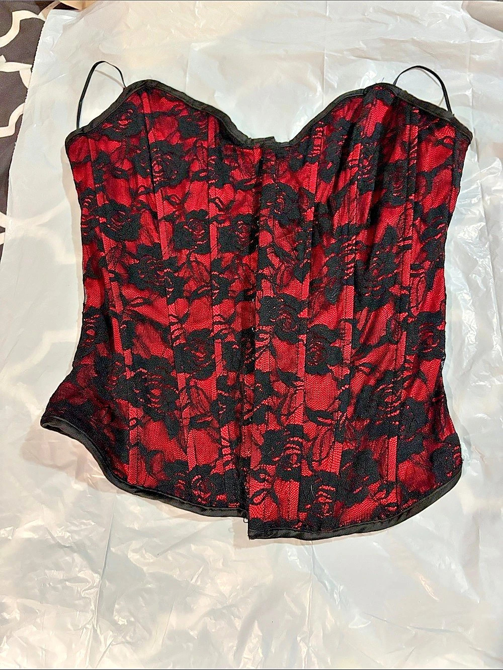 Windsor Floral Lace Corset Top in Red & Black Size Large NWT